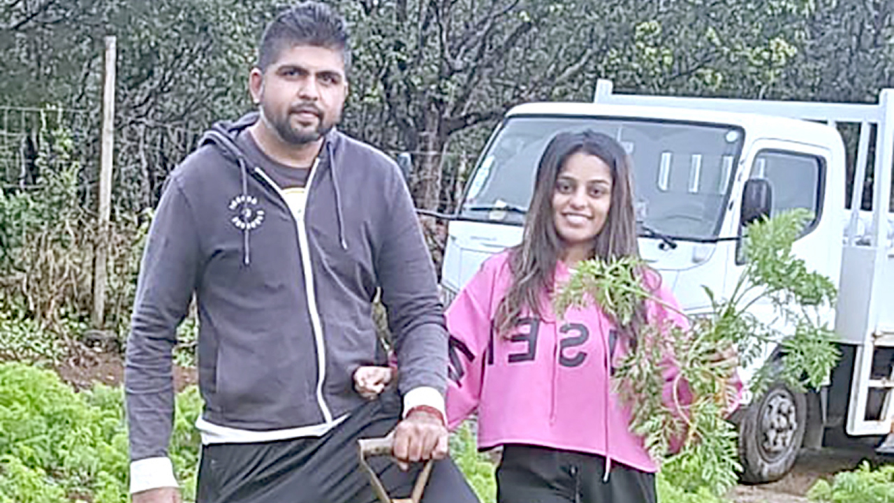 Vivek et Sweta, jeune couple de La Marie ayant choisi la terre comme métier et passion.