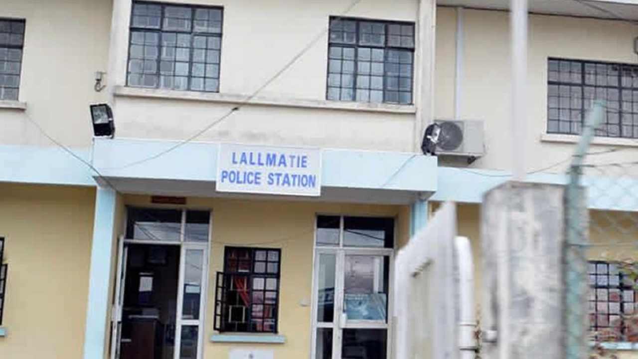 Lallmatie- station de police