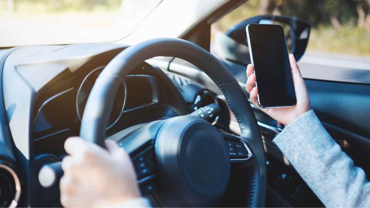 Téléphone au volant