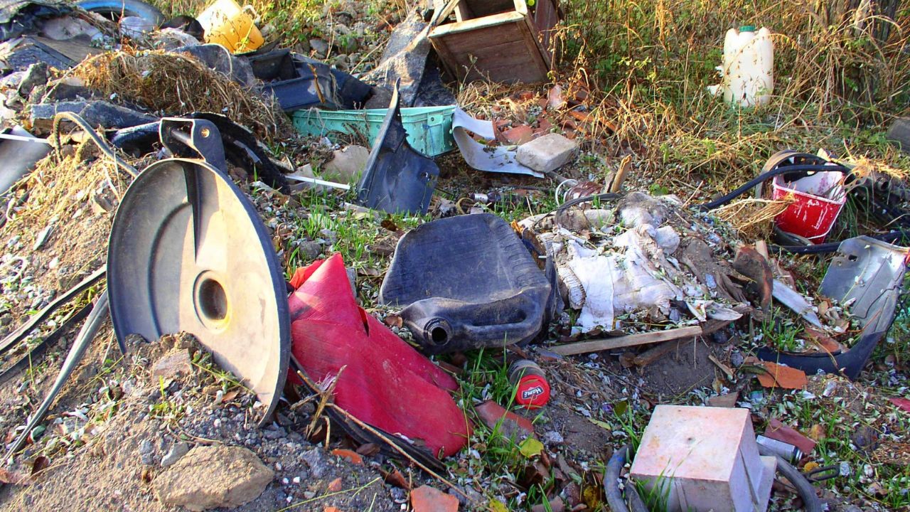 dumping 
