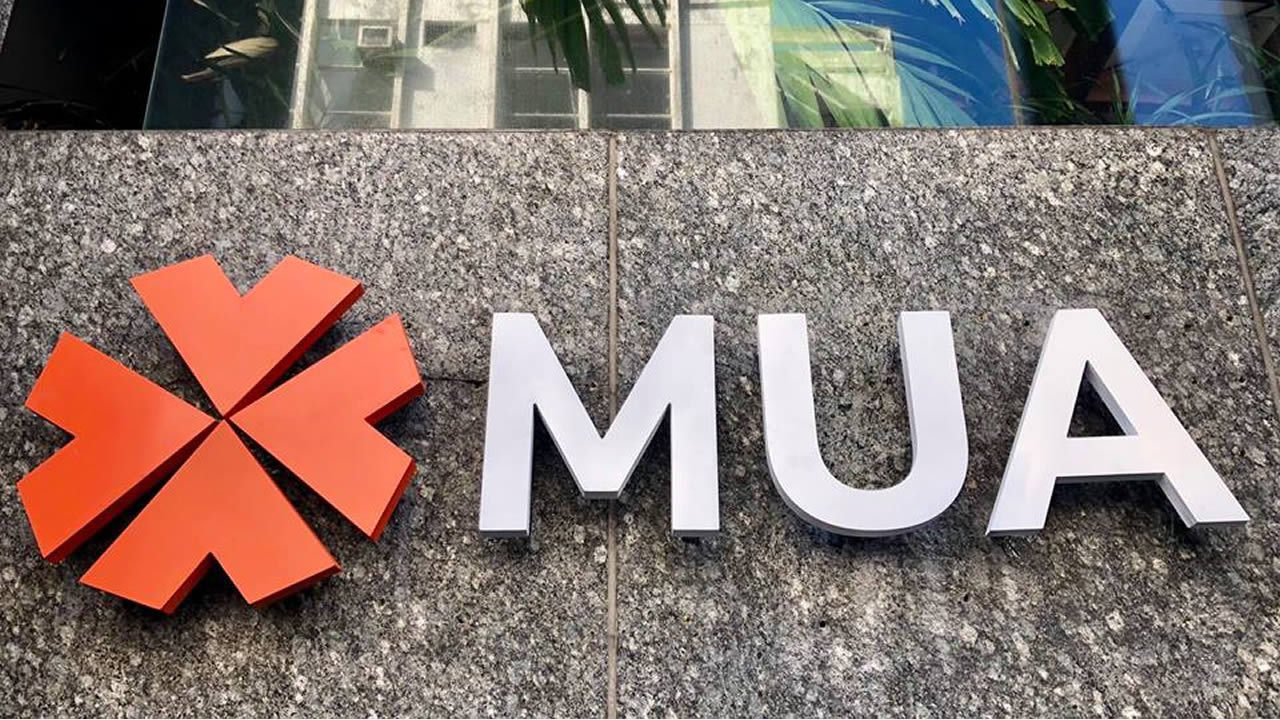 mua