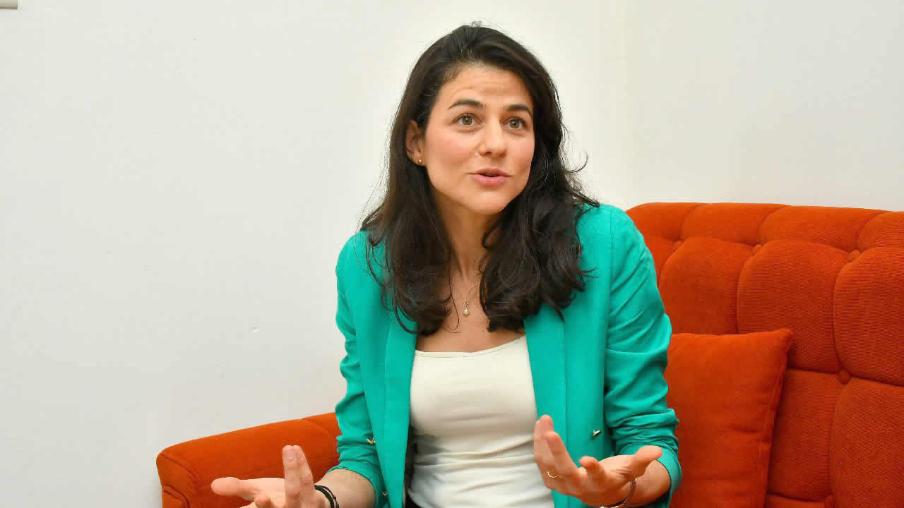 090325_joanna