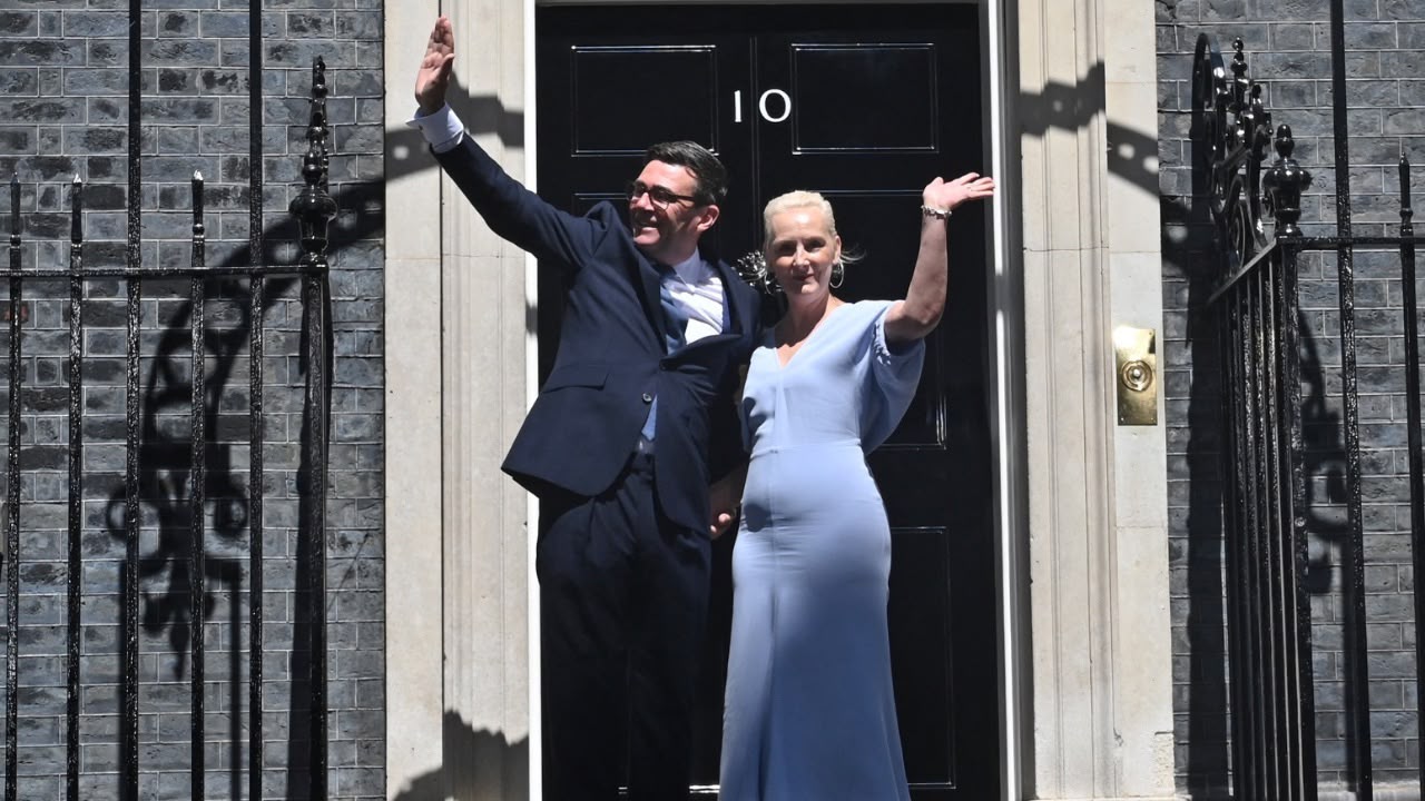 Royaume-Uni: le nouveau Premier ministre Andy Burnham promet "un plan sur dix ans" pour redresser le pays