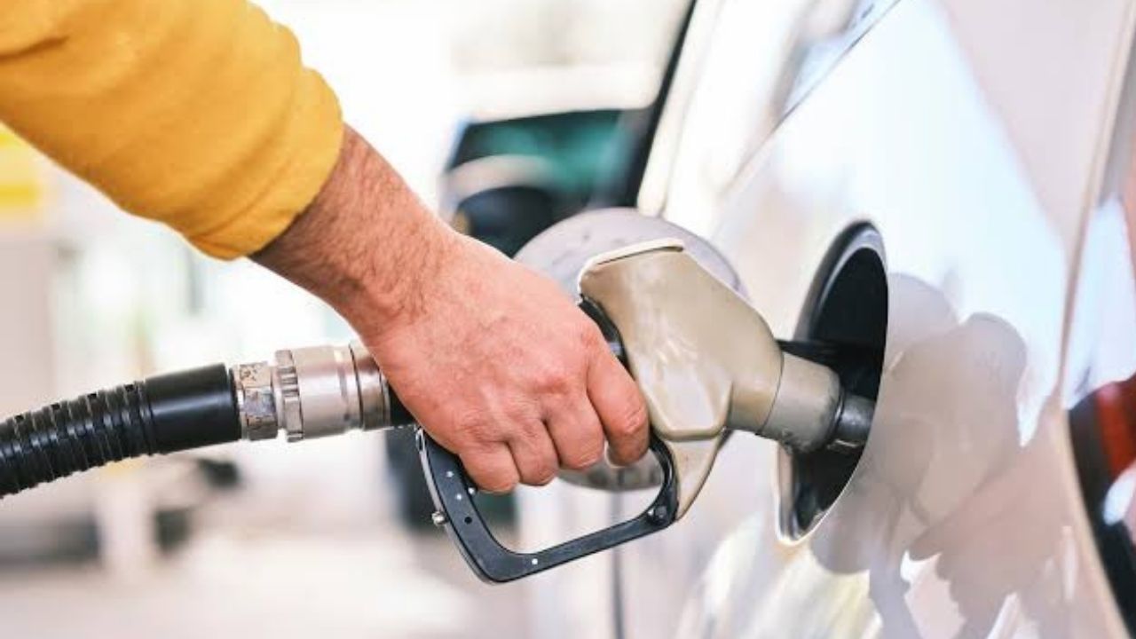 Les prix du pétrole chutent de plus de 5% avec les espoirs renouvelés d'accord USA-Iran