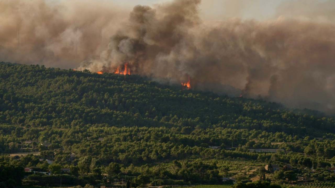 Incendie France 020726