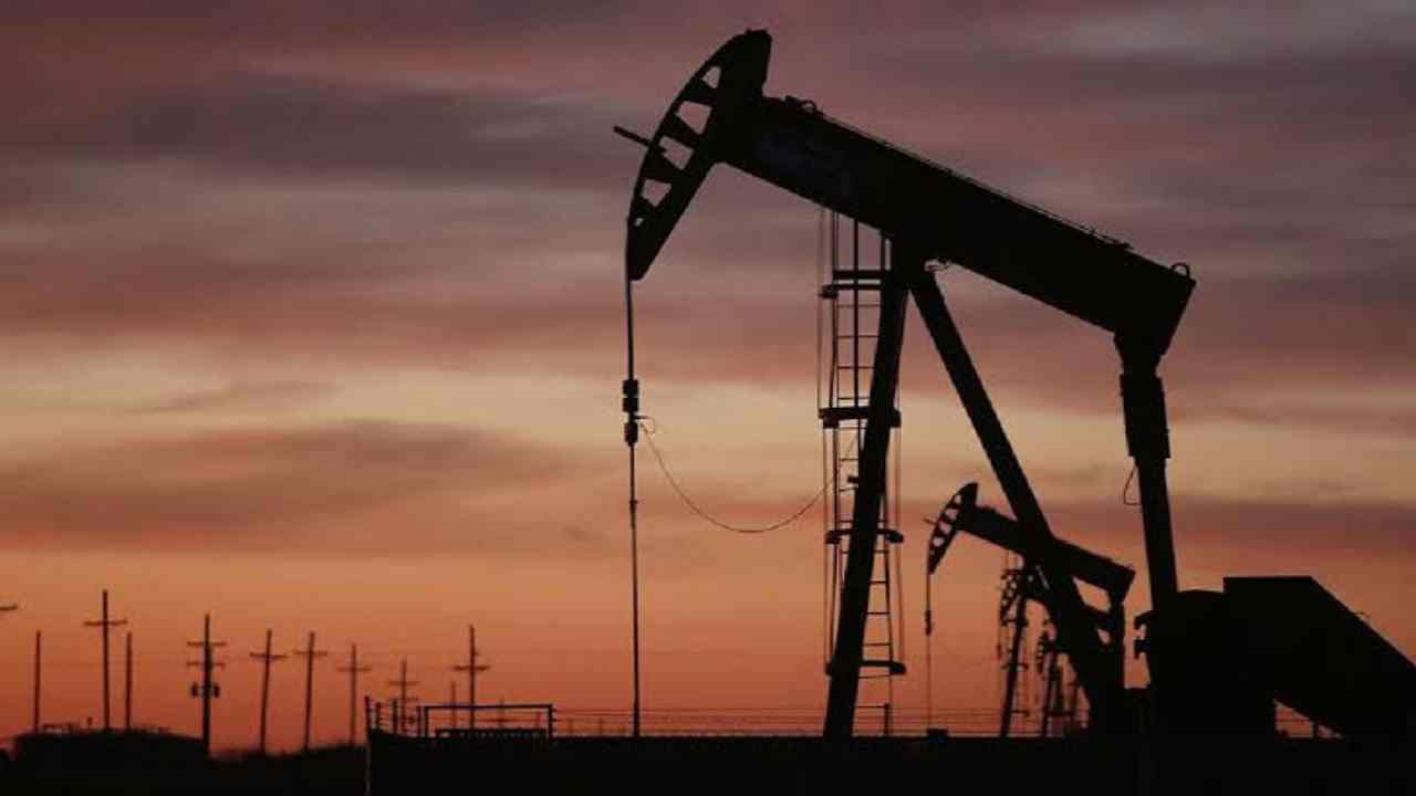 Petrole