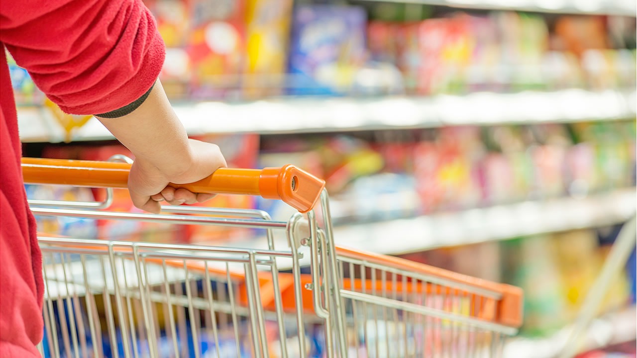 Prix des produits essentiels : le conflit au Moyen-Orient fait grimper les coûts d’approvisionnement