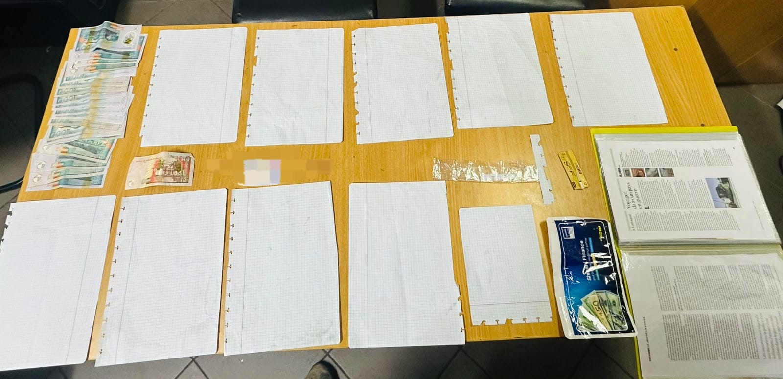 Grand-Baie : des papiers imbibés de drogue estimés à Rs 798 000 saisis