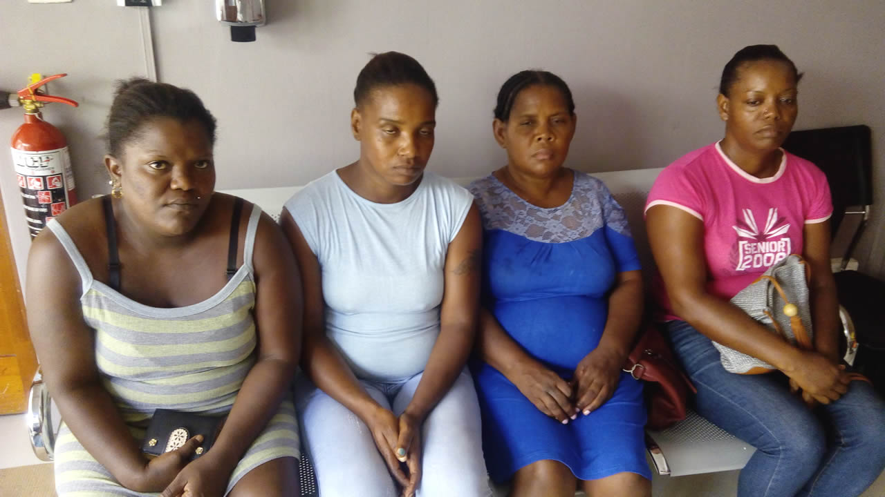 Ces mères de famille qui connaisent bien des problèmes aux Résidences Lumière.