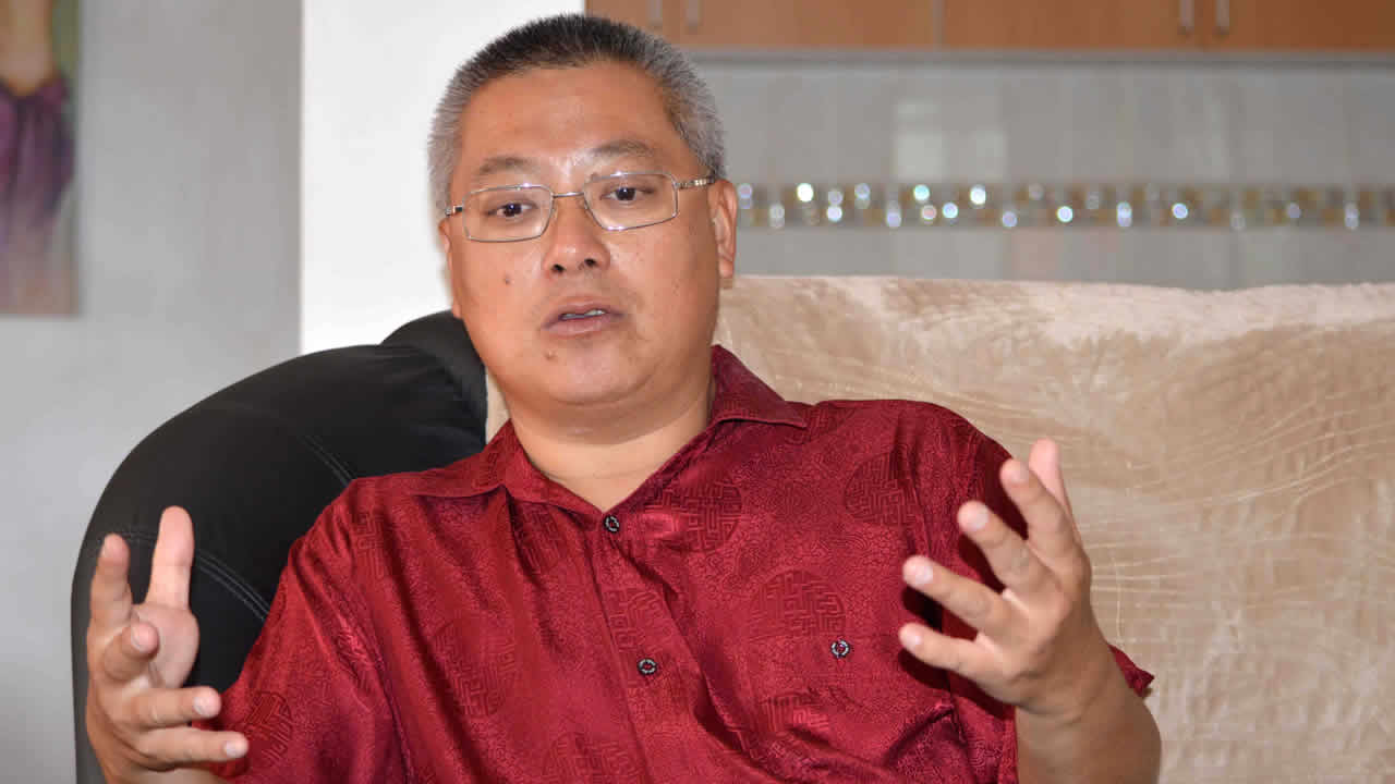 Éric Ng