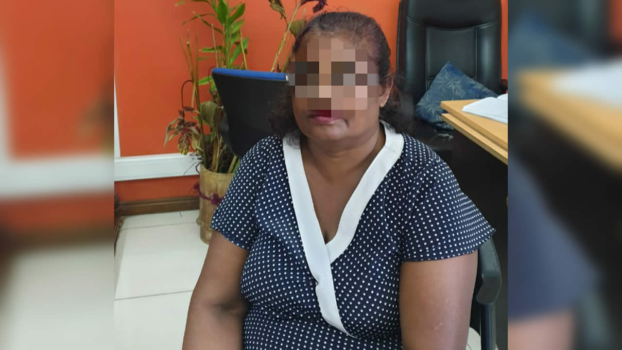 Marie, mère de quatre enfants, aggressée par sa fille de 37 ans.