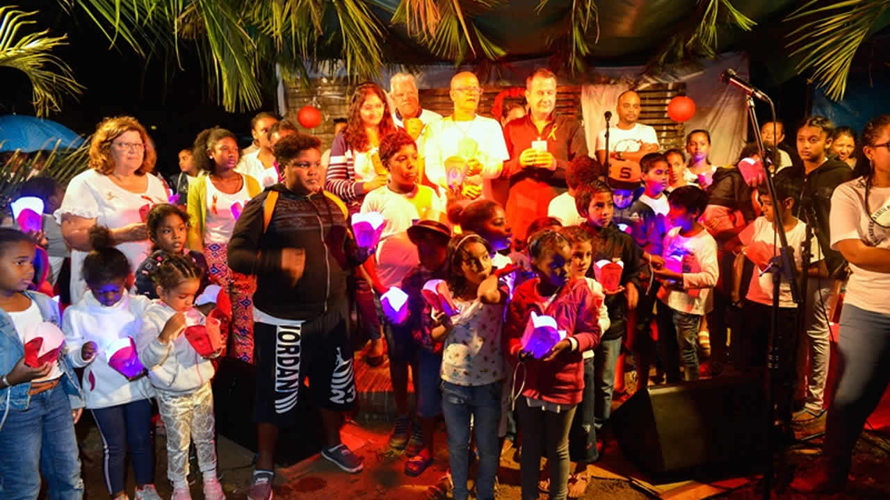 AIDS Candlelight 2019 à Cité Telfair