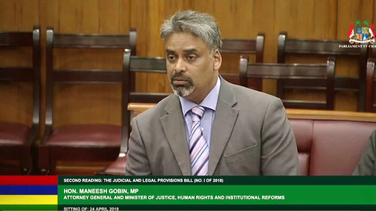 L’Attorney General Maneesh Gobin.