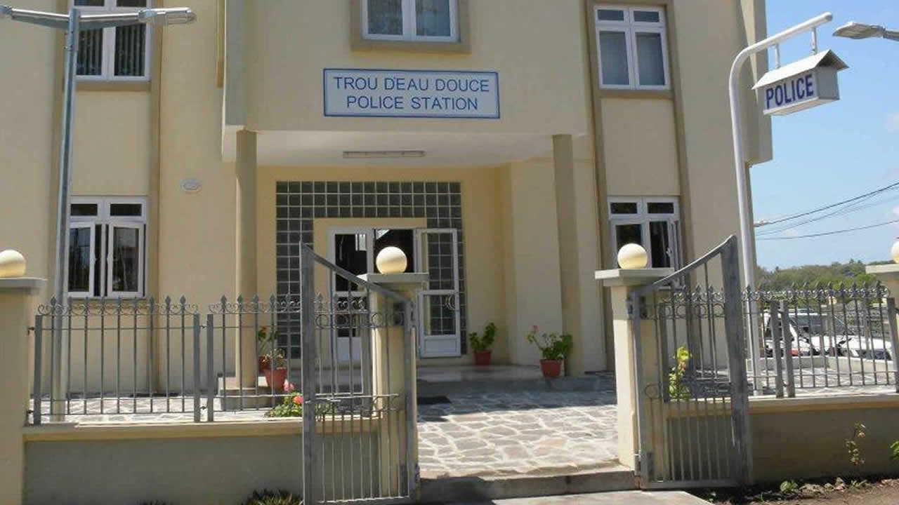 Poste de police de Trou-d’Eau-Douce