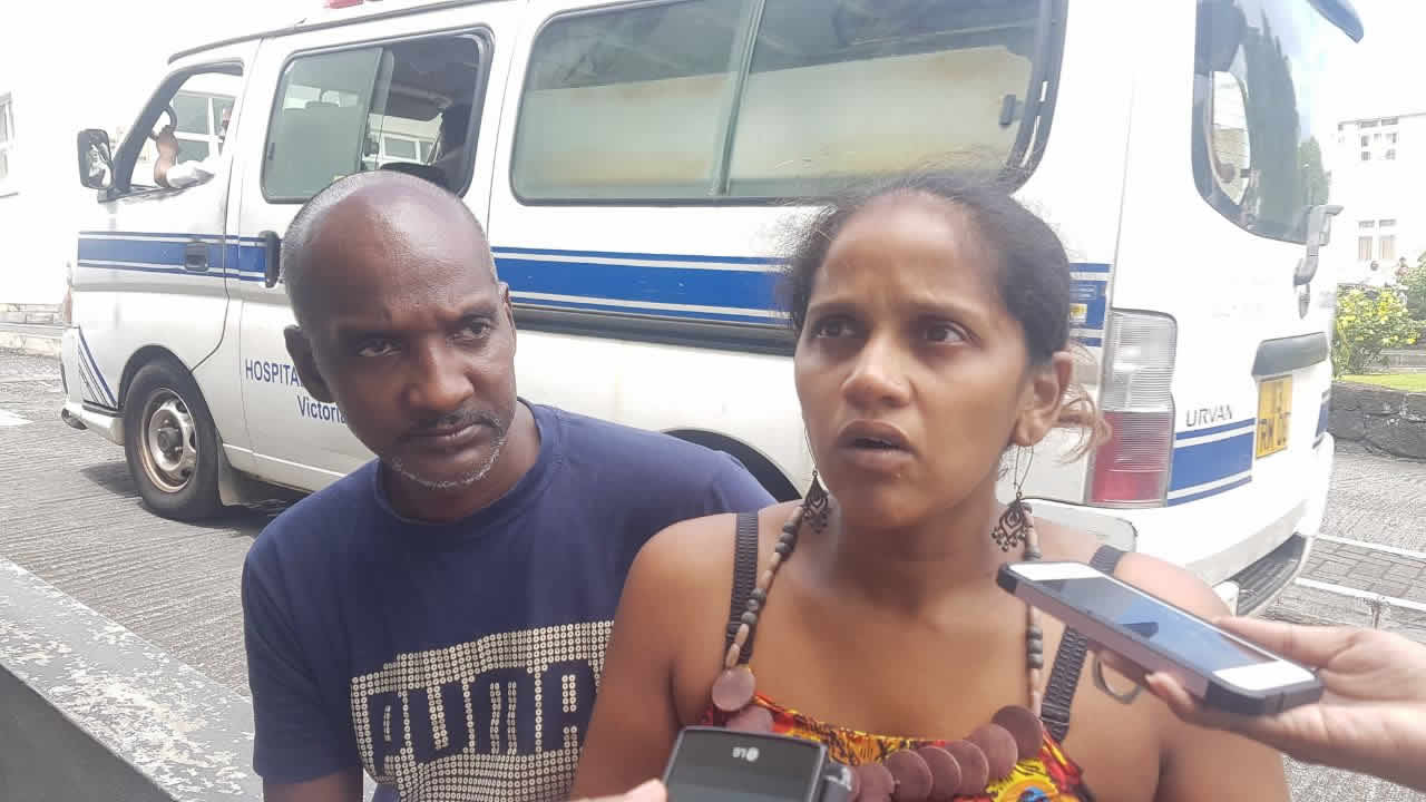 Les parents du nourrisson