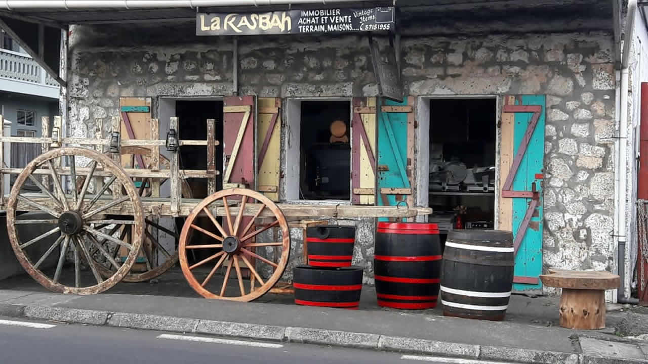 Invitation au voyage dans le passé