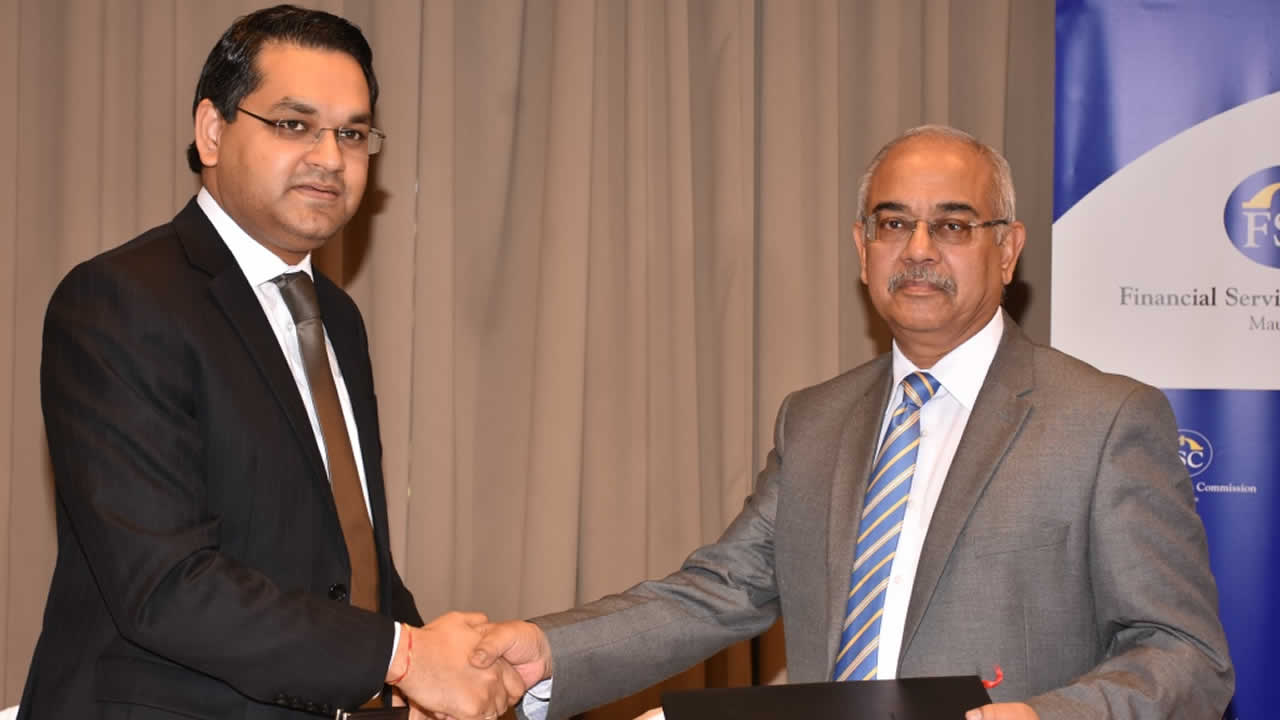 Harvesh Seegolam et Sandip Ghose