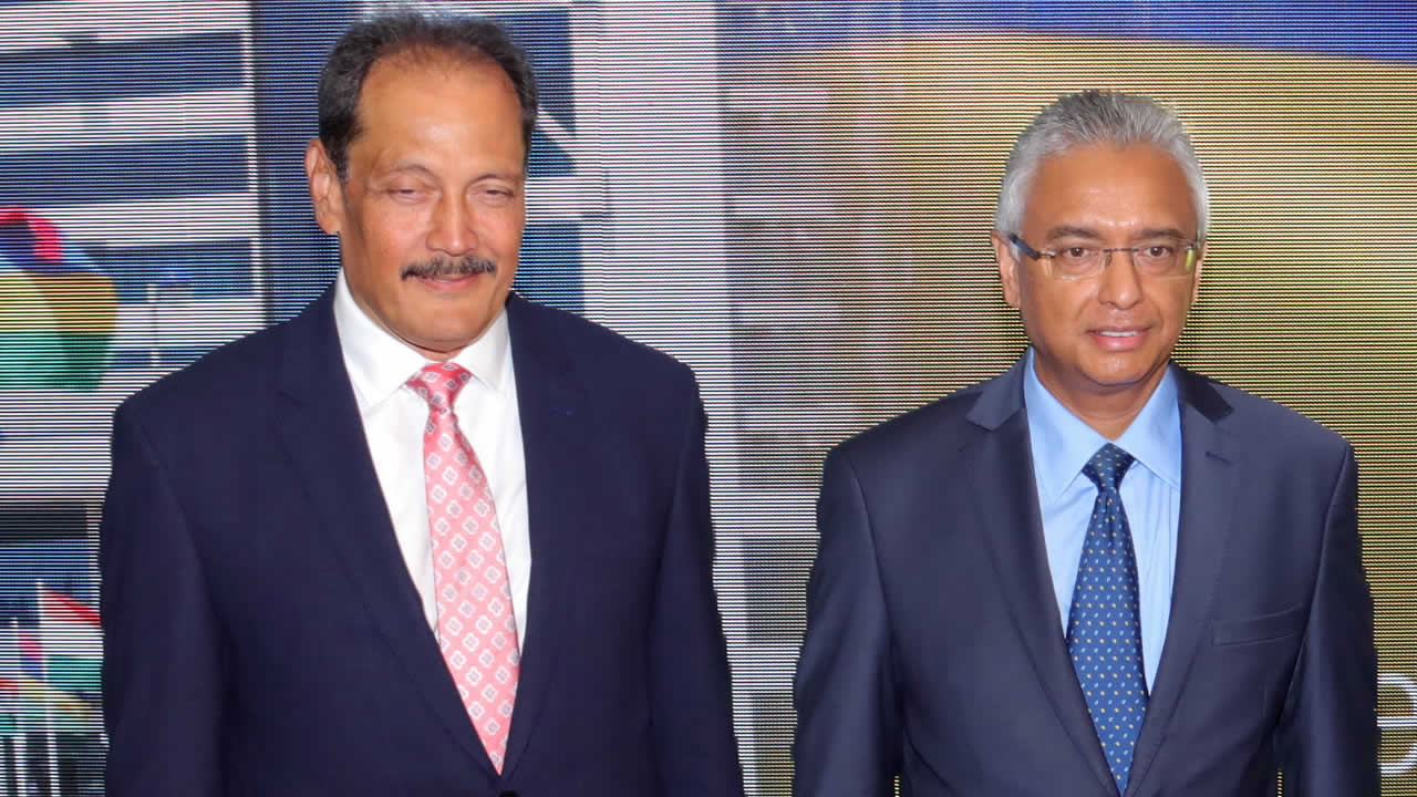 Gérard Sanspeur et Pravind Jugnauth