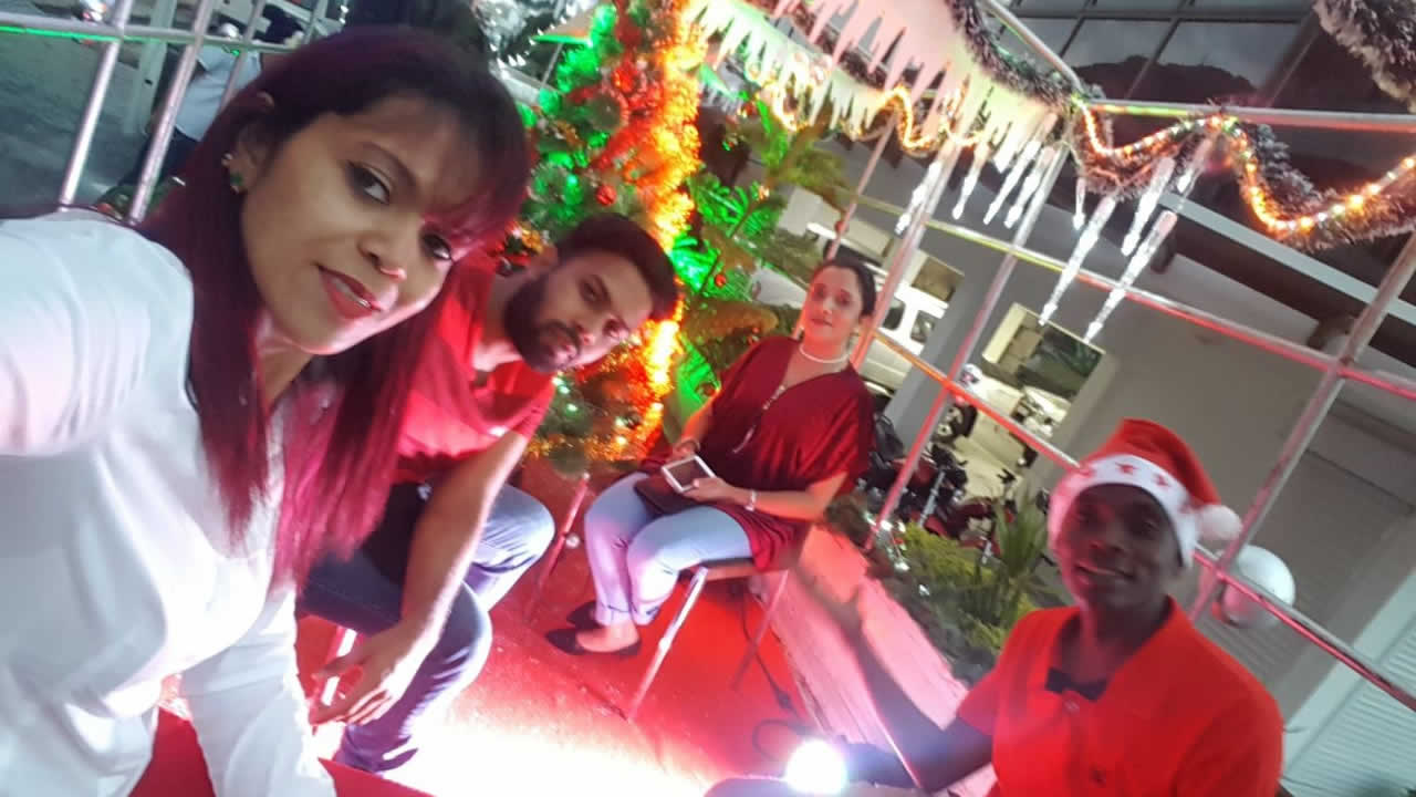 Radio-Plus a joué au Père Noël