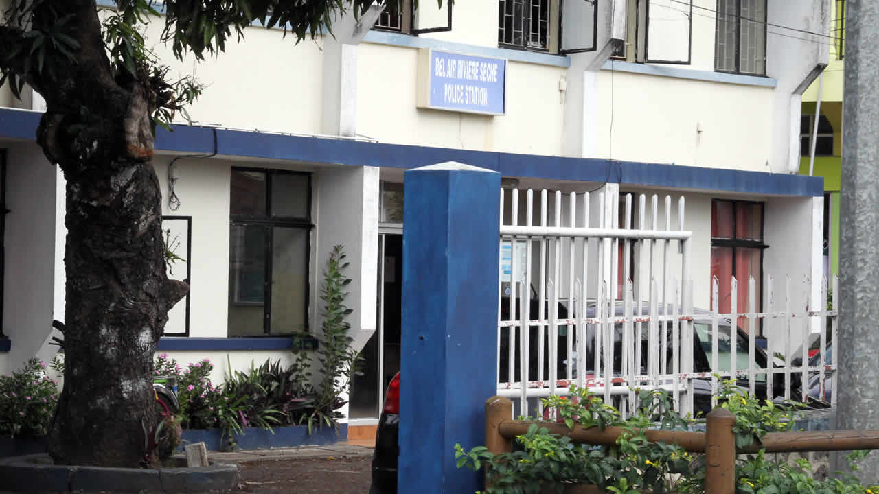 Poste de police de Bel-Air/Rivière-Sèche