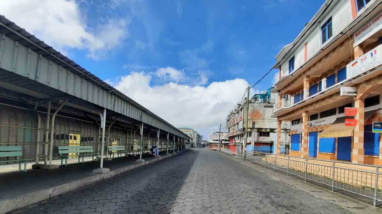 Photo d’illustration. La gare de Vacoas, située dans la zone, est déserte en ce temps de confinement. Nadine Friquin dont la fille fréquente un collège à Vacoas se dit révoltée par le problème causé au niveau du transport ce mardi 30 mars