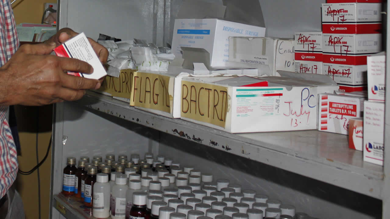 Faux médicaments et médicaments avariés