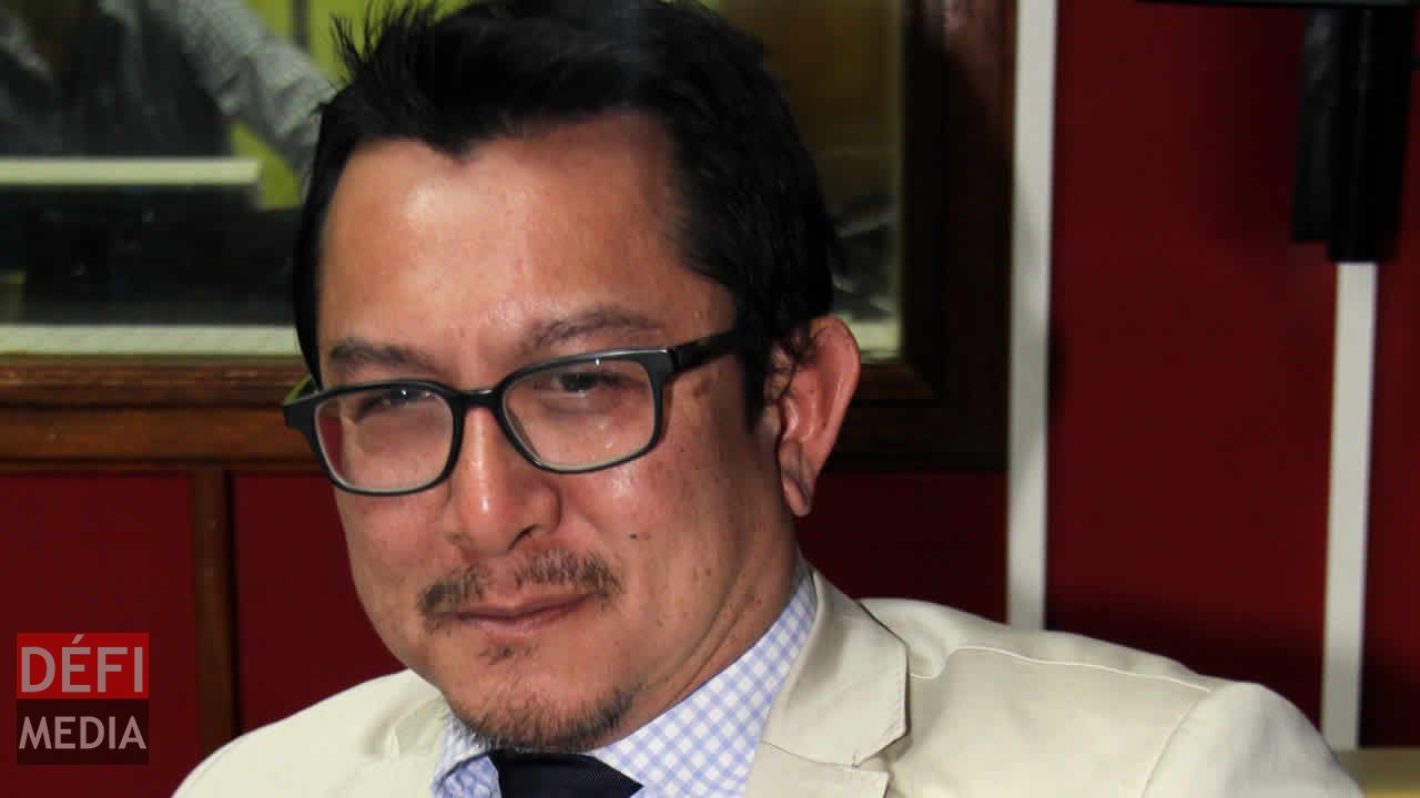 L'avocat Dick Ng Sui Wah.