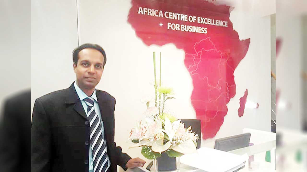 Dr Ram Mudhoo: The man with magical hands 