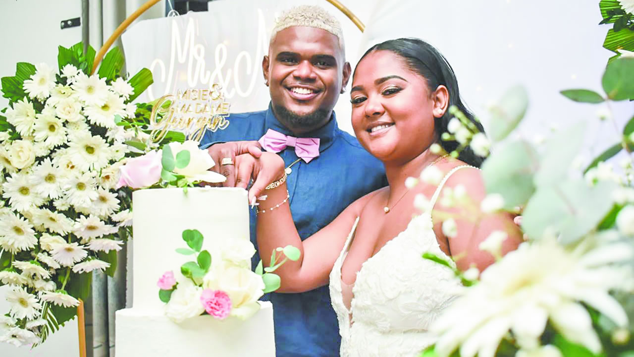 Le couple s’est marié le 17 octobre dernier.