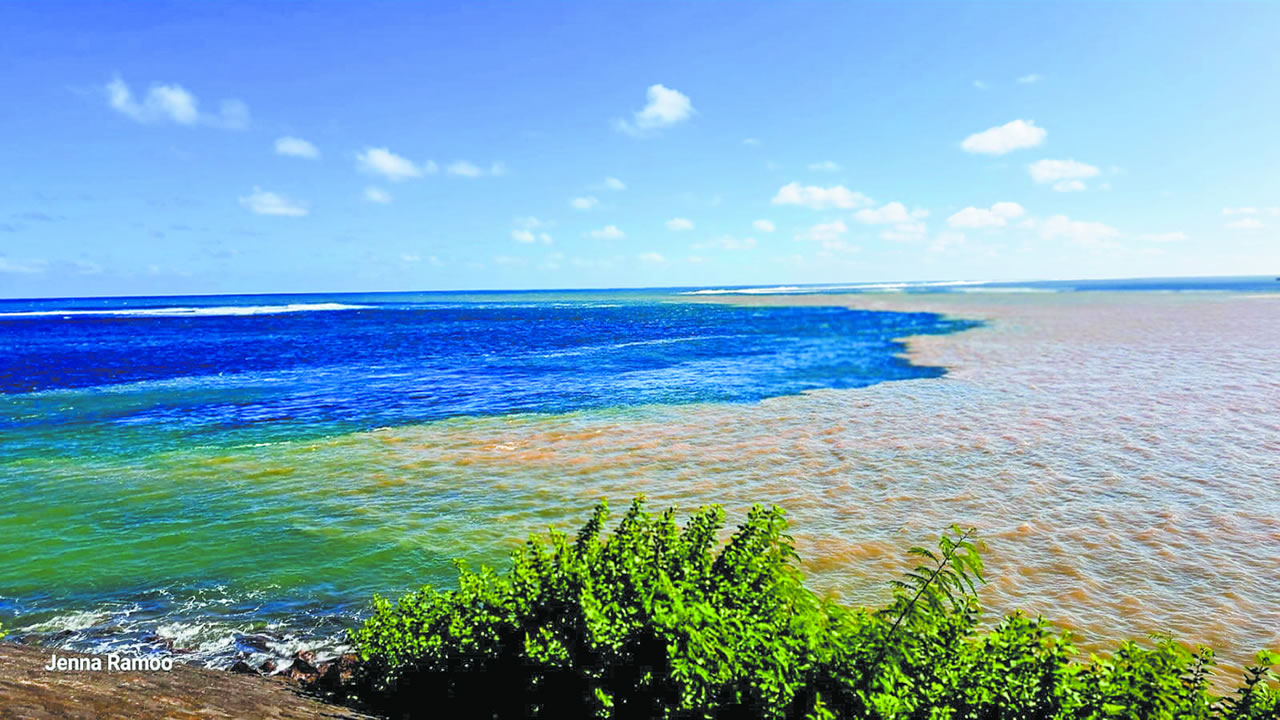 L’érosion côtière liée à l’élévation du niveau de mer.