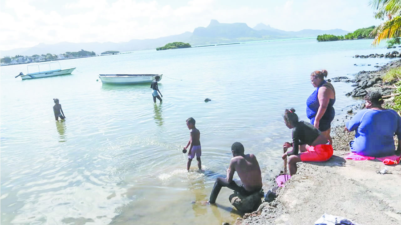 Plusieurs villages sont exposés à un risque critique d’inondation et d’érosion.