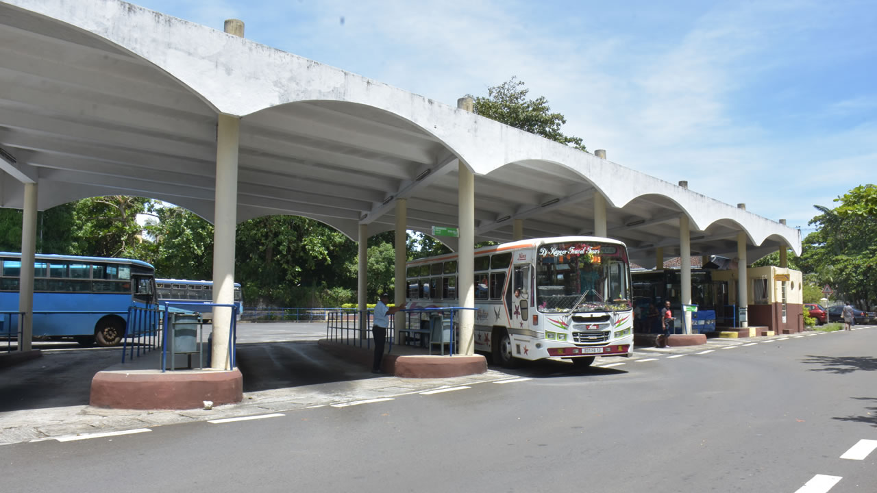 La gare routière.