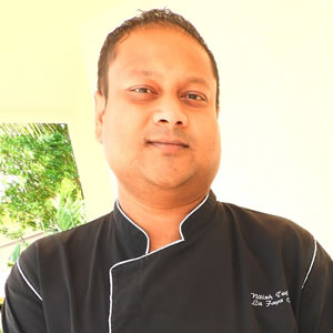 Chef Nitish Tetarie de l’hôtel Le Méridien.