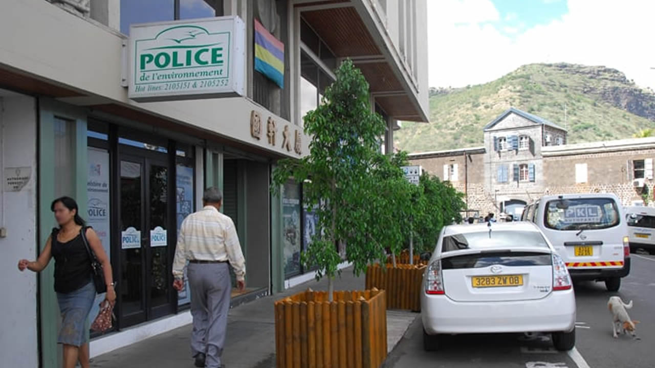 police de l'environement