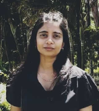 Jeune citoyenne engagée, elle milite pour un budget plus inclusif en matière d’éducation, d’emploi, de logement et d’environnement.