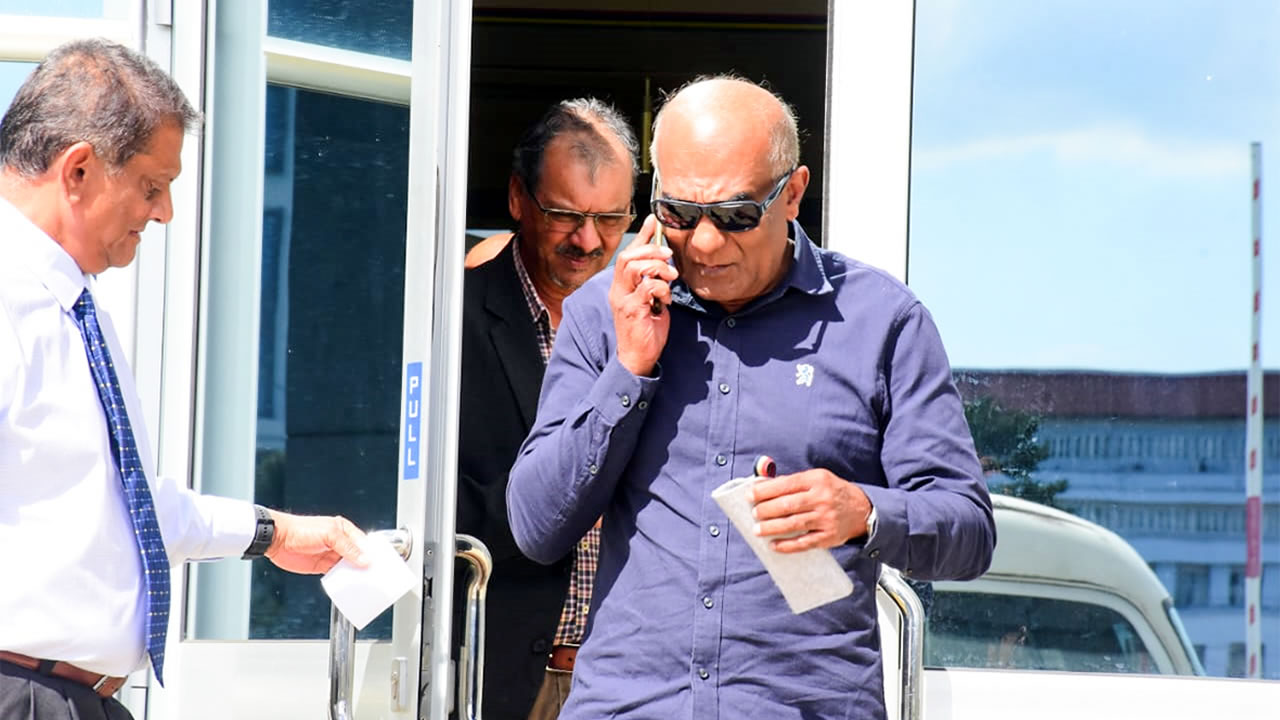 Jean Bruneau Dorasami.