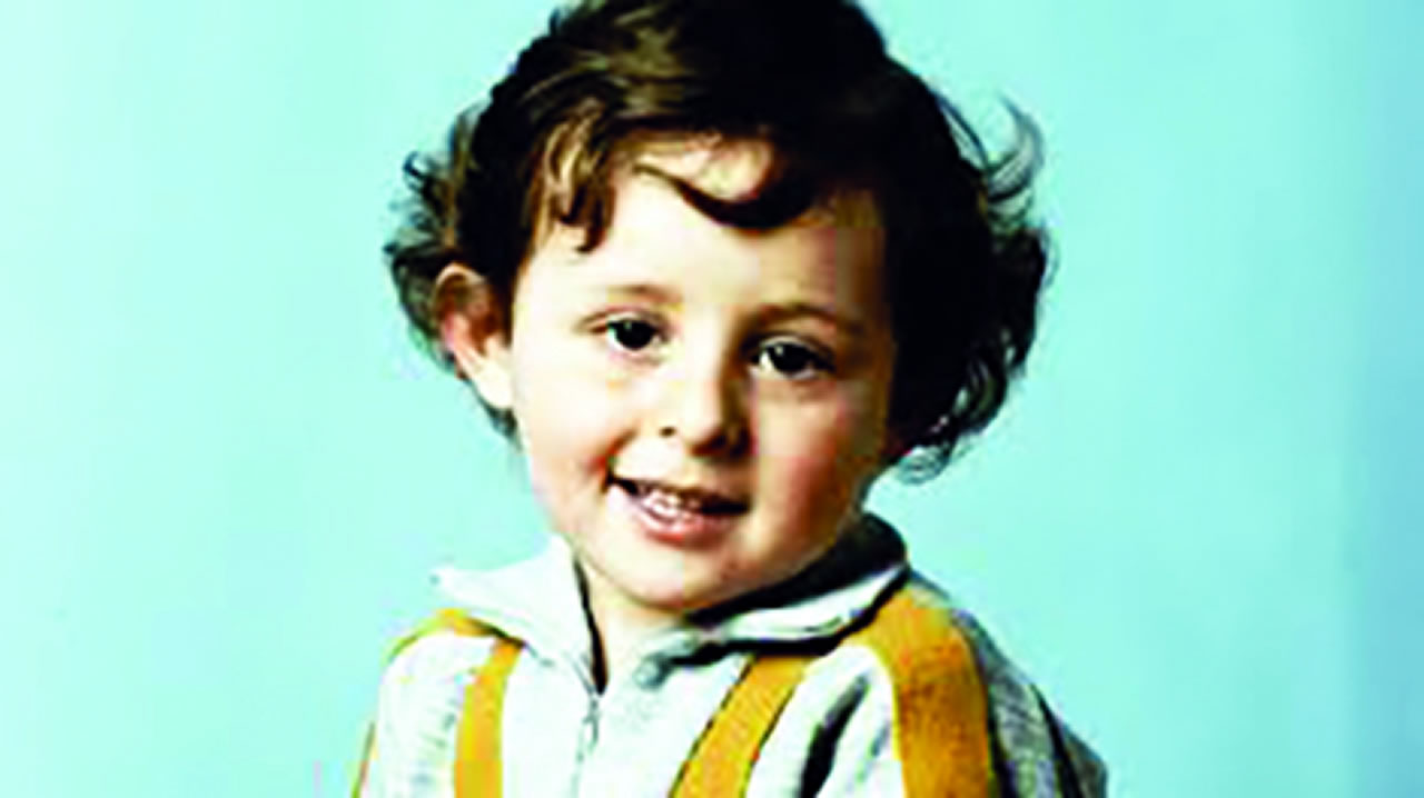 Gregory Villemin,  4 ans, enlevé et retrouvé mort en 1984, reste une énigme criminelle en France.