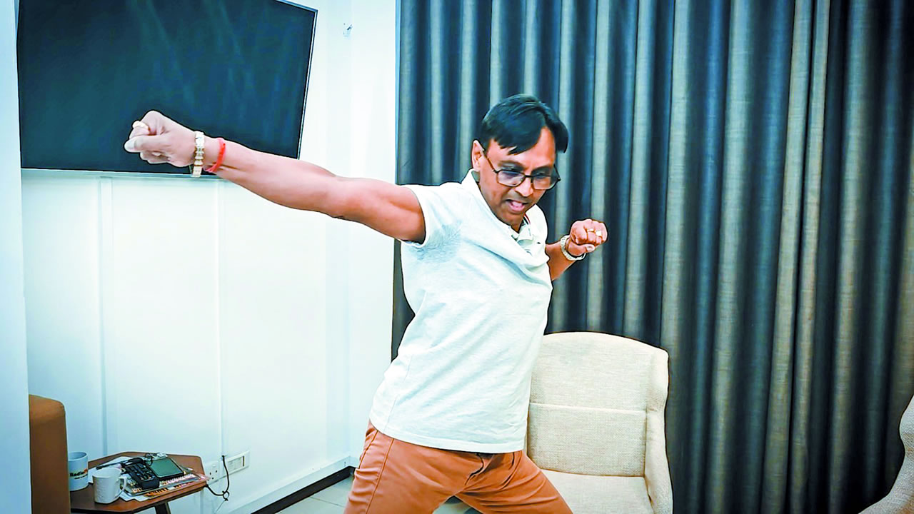 Il aime danser sur « Billie Jean » de Michael Jackson.