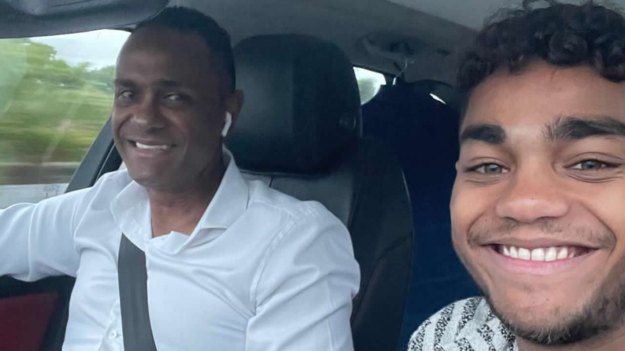 Sydney Pierre-061225