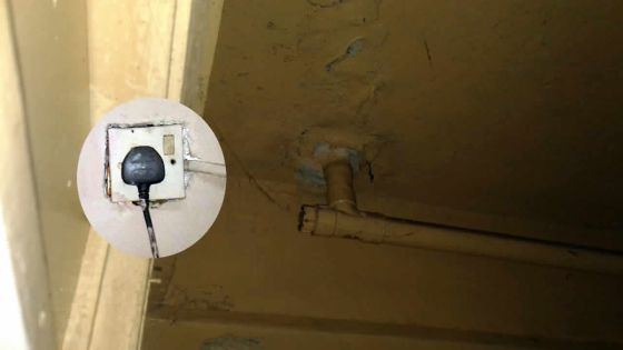 Situation invivable : de l’eau dégouline de son plafond