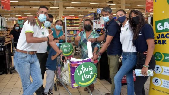 « Rempli to caddie » de Radio Plus : Rs 8 000 de produits alimentaires pour Manuella Dupré-Baptiste