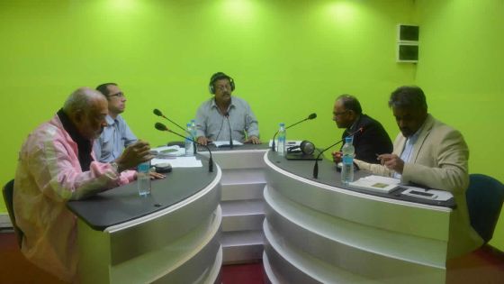 «Le Grand Journal» : consensus sur l’introduction du kreol au Parlement