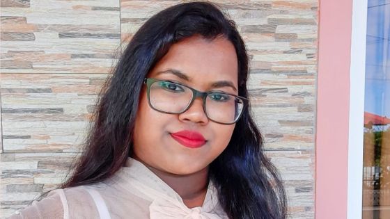 Pallavi Isha Aujayeb : à 19 ans, elle enseigne gratuitement aux élèves de SC et HSC