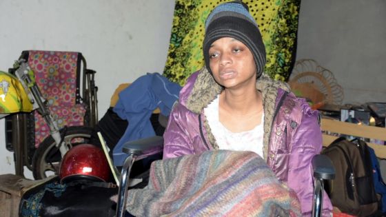 Atteinte de lupus : comme toute mère, Stacy, lasse par la maladie, rêve de voir son fils réussir