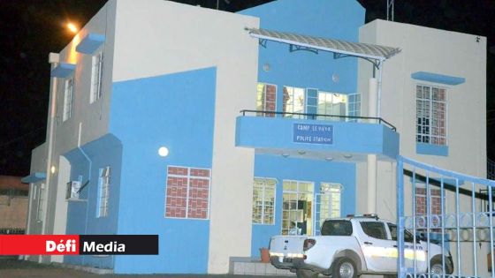 À la CID de Camp Levieux : il agresse un limier et tente de le poignarder 