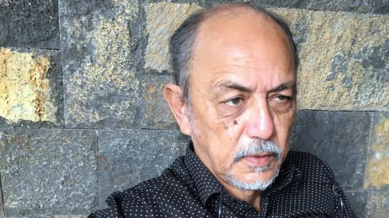 Il refuse le titre de CSK - Carl de Souza : «Tout ce qui se passe ne m’encourage pas à être décoré de la République»