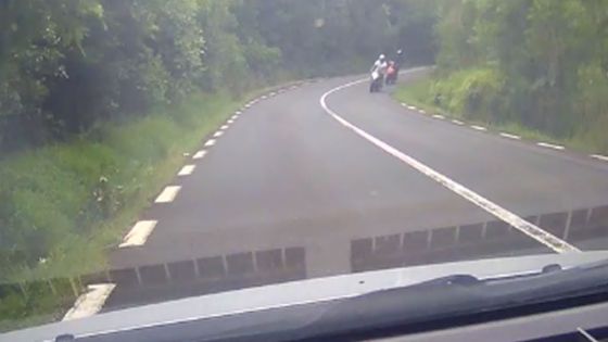 Accident à Plaine-Champagne : deux motocyclistes blessés