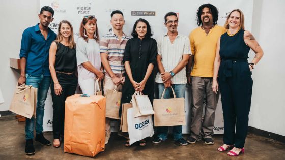 Yusra Khoyratee remporte le concours Vizion Moris