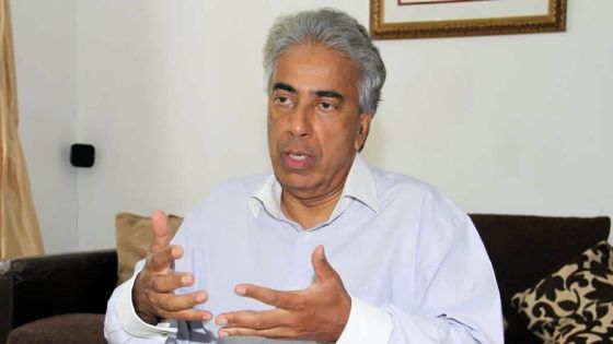 Annonce «contradictoire» sur la fermeture des écoles : «Obeegadoo a été traité avec dédain par le PM», dit Boolell 