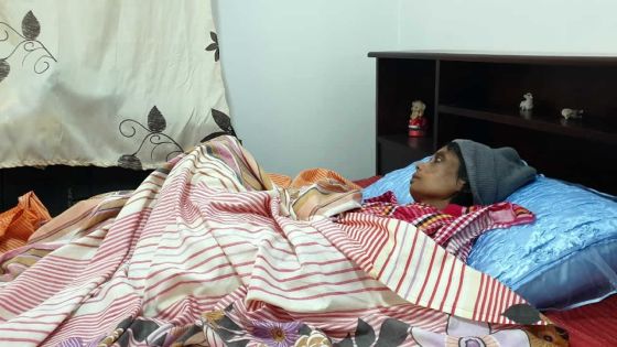 Victime d’une attaque cérébrale : Meenodah, handicapée, abandonnée à l’hôpital par son époux depuis février